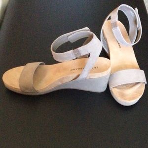 Cute Lucky Brand Kanoa Taupe Suede Ankle Strap Wedge Sandals, 8.5M